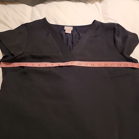 Chico's Black Silky Feel Cap Sleeve T Shirt Sz Small - Picture 4 of 9